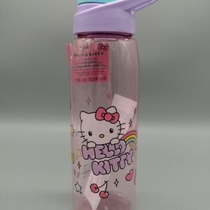 Hello Kitty 28 OZ Plastic Sports Bottle Flip Lid Hinged Handle New Sanrio